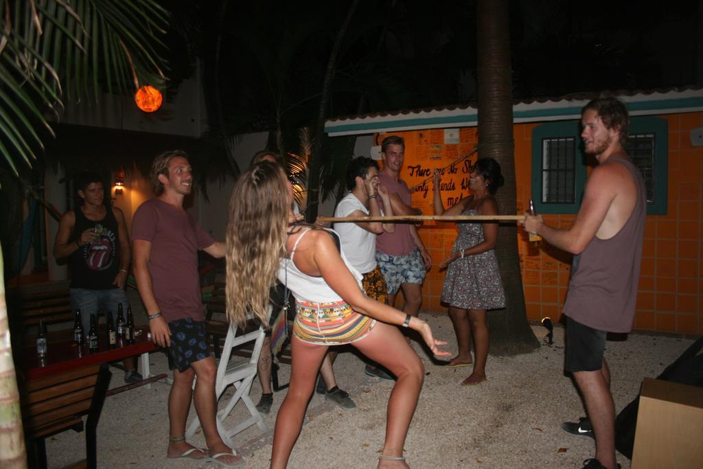 The Yak Hostel Playa del Carmen Buitenkant foto