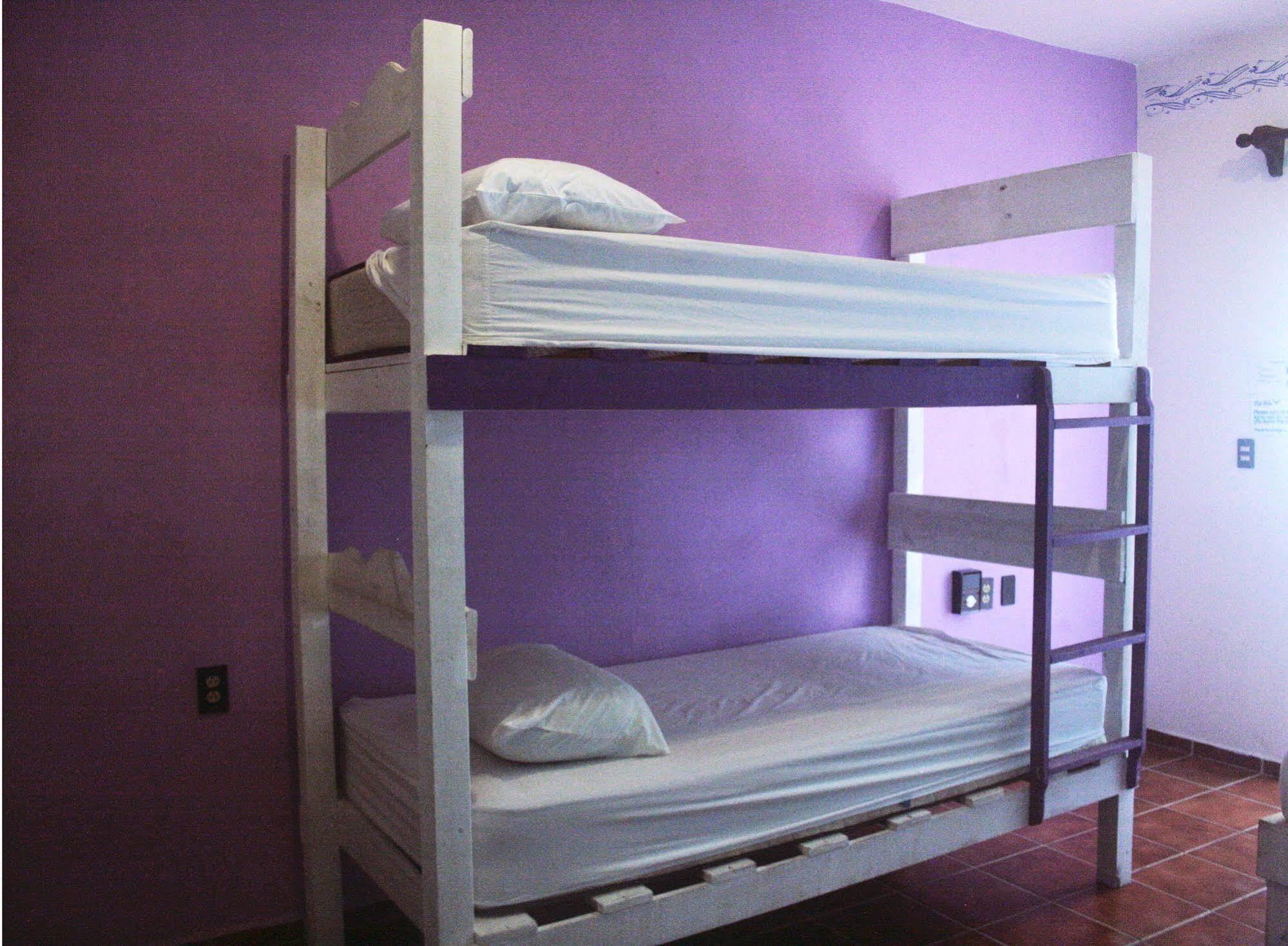 The Yak Hostel Playa del Carmen Buitenkant foto