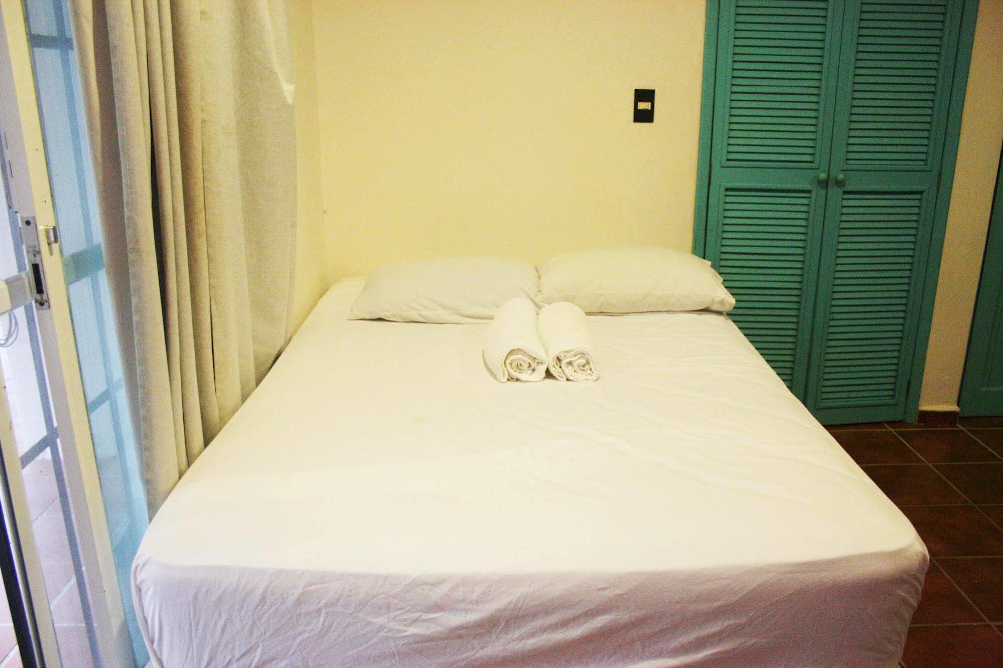 The Yak Hostel Playa del Carmen Buitenkant foto