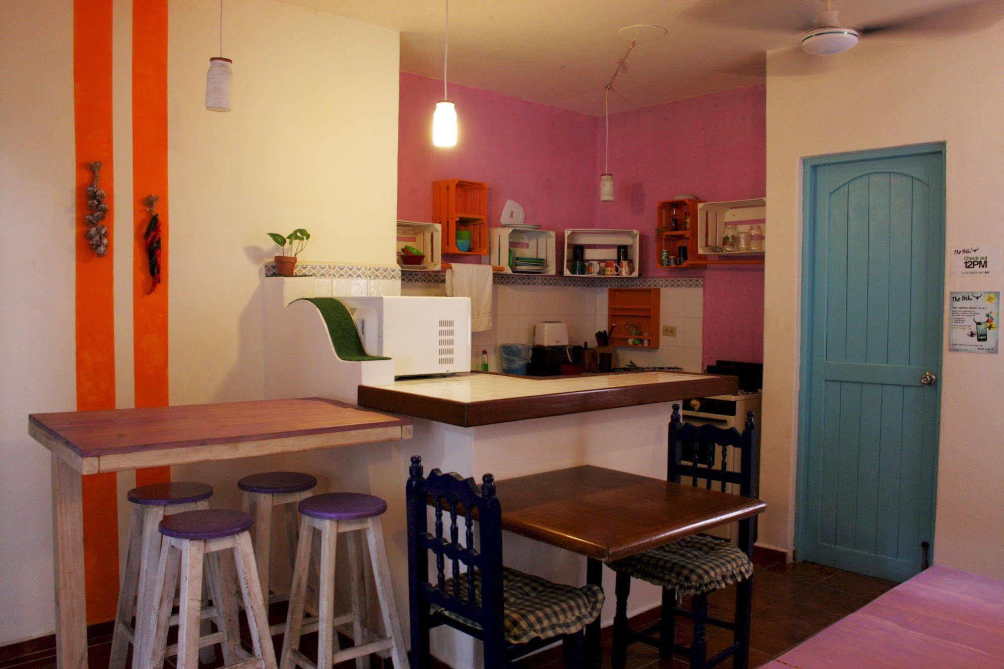 The Yak Hostel Playa del Carmen Buitenkant foto