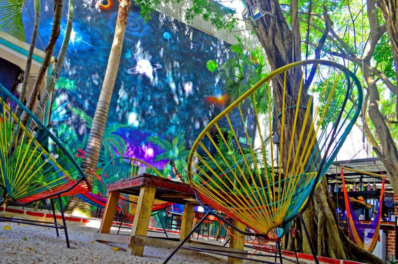The Yak Hostel Playa del Carmen Buitenkant foto